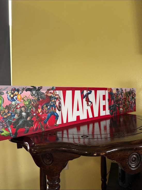 Marvel Other - Marvel Red and White Superhero Banner Wall Art